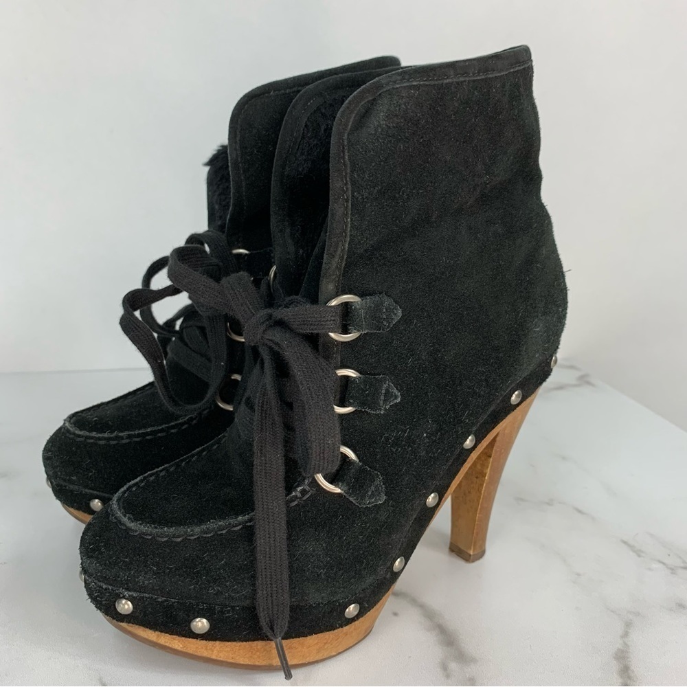 GUESS Black Sherpa Fur Moccasin Lace Up Wooden Clog Booties Boots 6.5